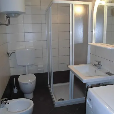 Residence Holiday * פורטו סנטה מרגריטה די קאורלה
