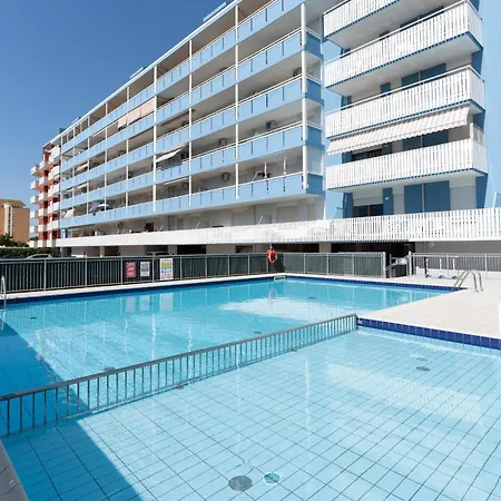 Residence Holiday * פורטו סנטה מרגריטה די קאורלה
