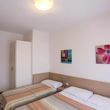 Residence Holiday Apartment